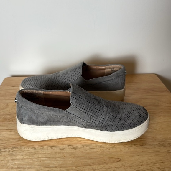 Steve Madden Women's Giovana Perforated Slip On Loafer Gray Fabric size 8.5 - Picture 6 of 11